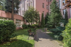 Uniwersytecki Szpital Kliniczny im. Norberta Barlickiego - ogrod